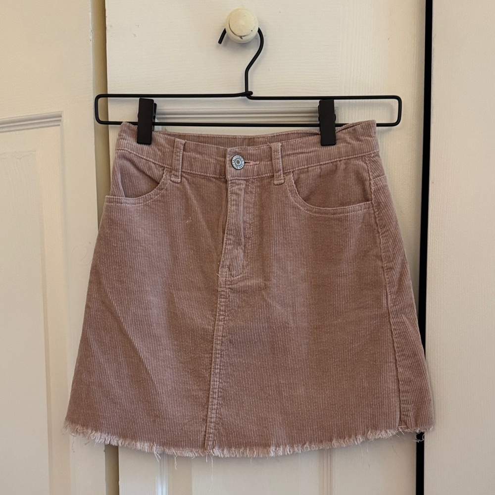 Brandy Melville - Pink Corduroy Skirt